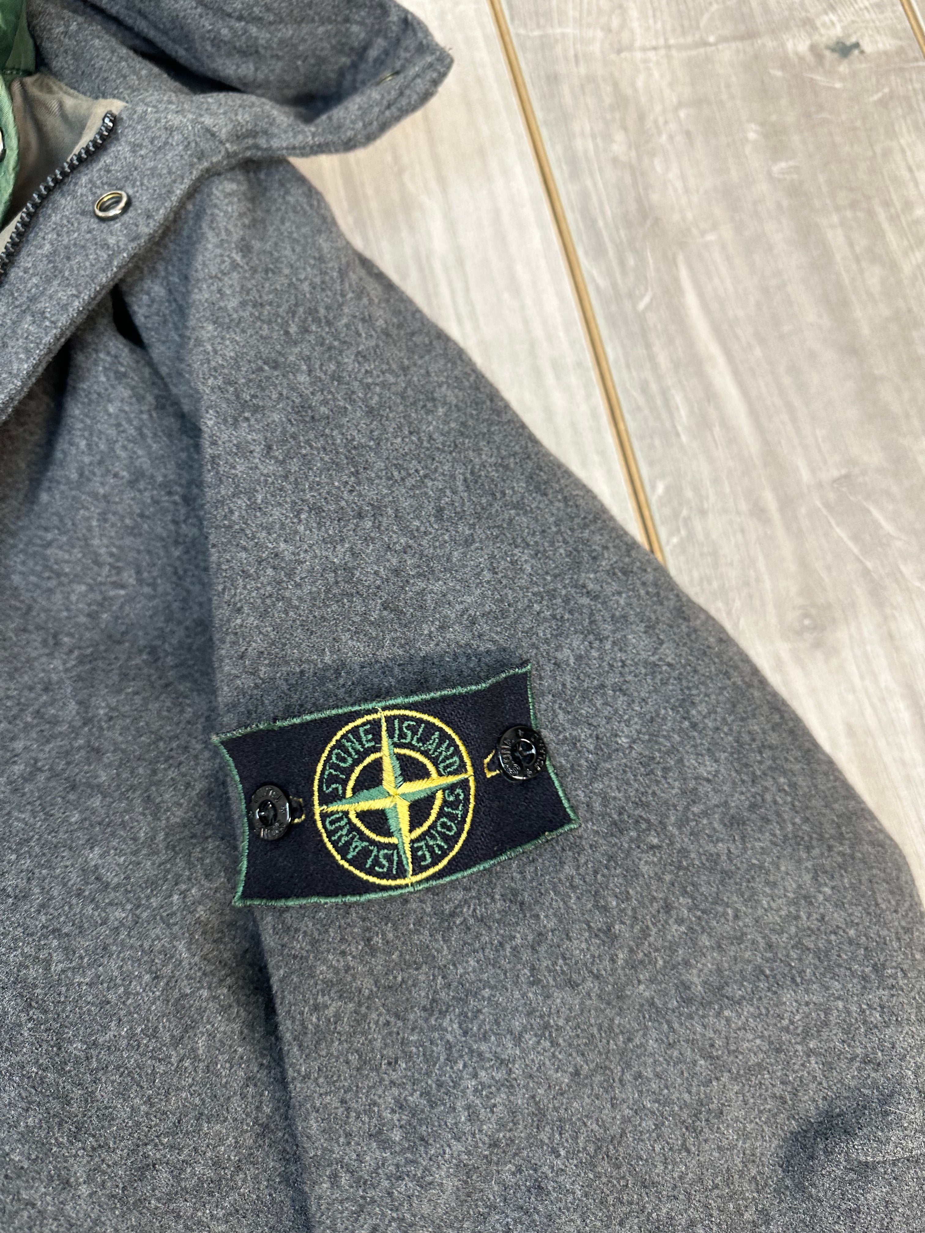Second Hand Stone Island Parkas