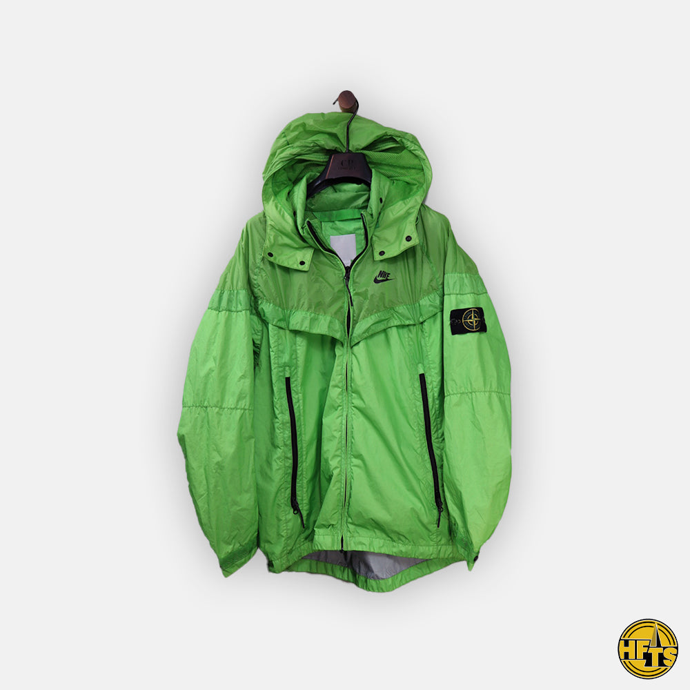 Coats & Jackets