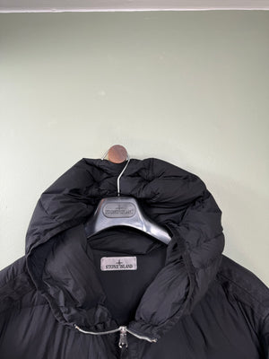 Stone Island Black Seamless Tunnel Down Jacket