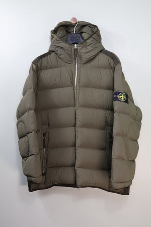 Stone Island Khaki Seamless Tunnel Down Jacket