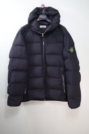 Stone Island Black Seamless Tunnel Down Jacket