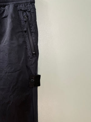 Stone Island Black RE-T Ghost Cargo Bottoms